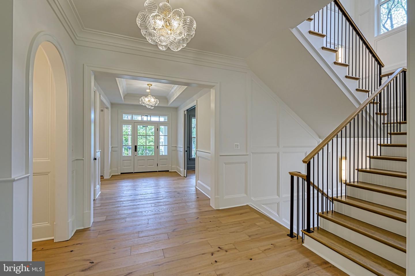 4740 34TH RD N, ARLINGTON, Virginia 22207, 6 Bedrooms Bedrooms, ,6 BathroomsBathrooms,Residential,For sale,4740 34TH RD N,VAAR2058848 MLS # VAAR2058848