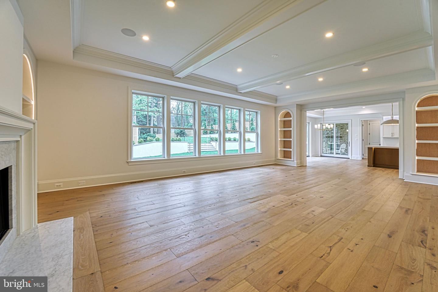 4740 34TH RD N, ARLINGTON, Virginia 22207, 6 Bedrooms Bedrooms, ,6 BathroomsBathrooms,Residential,For sale,4740 34TH RD N,VAAR2058848 MLS # VAAR2058848