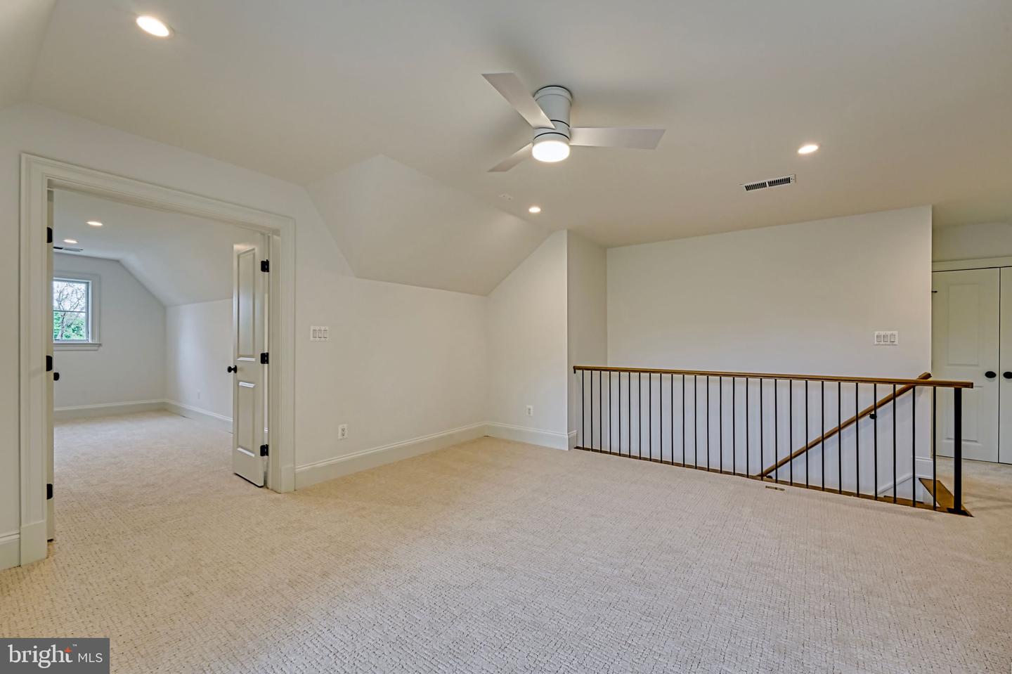 4740 34TH RD N, ARLINGTON, Virginia 22207, 6 Bedrooms Bedrooms, ,6 BathroomsBathrooms,Residential,For sale,4740 34TH RD N,VAAR2058848 MLS # VAAR2058848