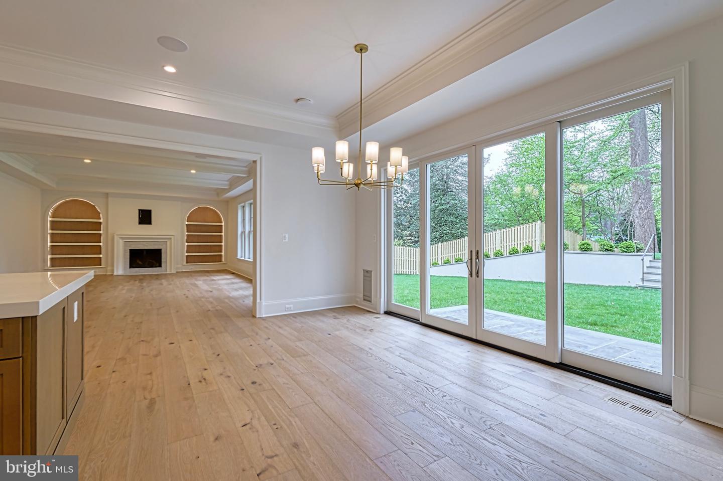 4740 34TH RD N, ARLINGTON, Virginia 22207, 6 Bedrooms Bedrooms, ,6 BathroomsBathrooms,Residential,For sale,4740 34TH RD N,VAAR2058848 MLS # VAAR2058848