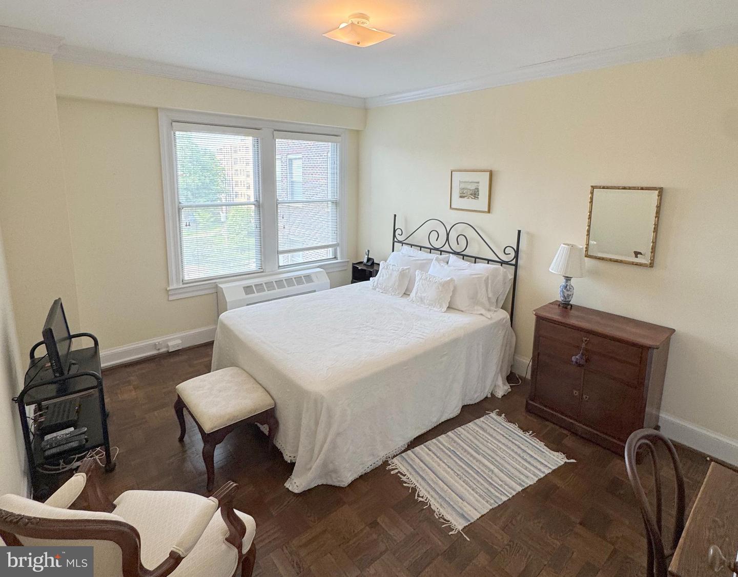 4000 CATHEDRAL AVE NW #406B, WASHINGTON, District Of Columbia 20016, 2 Bedrooms Bedrooms, ,1 BathroomBathrooms,Residential,For sale,4000 CATHEDRAL AVE NW #406B,DCDC2204460 MLS # DCDC2204460