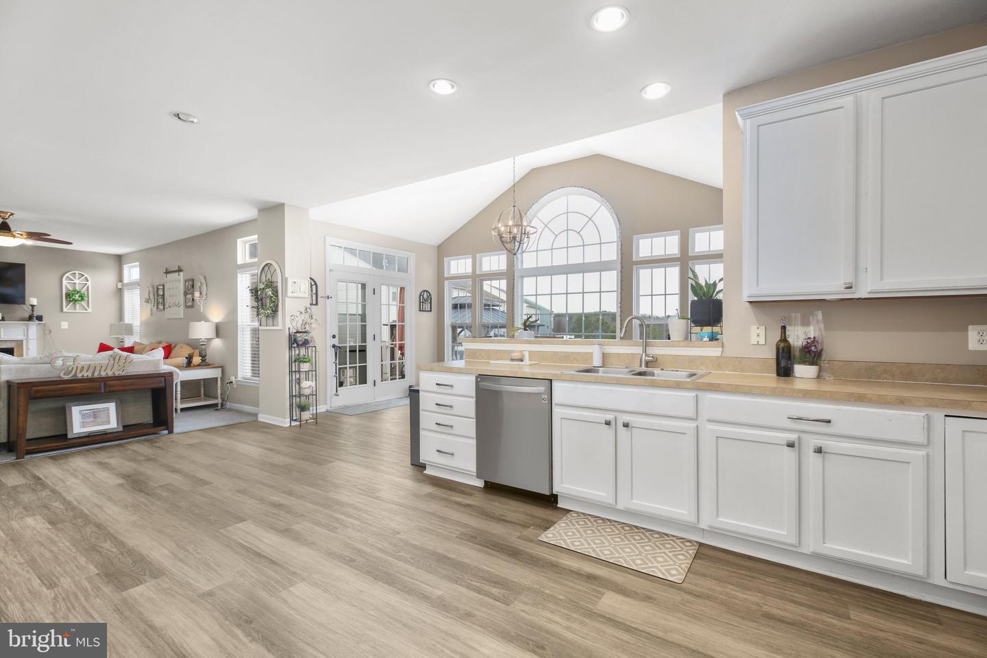 5233 WINDBREAK DR, FREDERICKSBURG, Virginia 22407, 4 Bedrooms Bedrooms, ,2 BathroomsBathrooms,Residential,For sale,5233 WINDBREAK DR,VASP2033776 MLS # VASP2033776