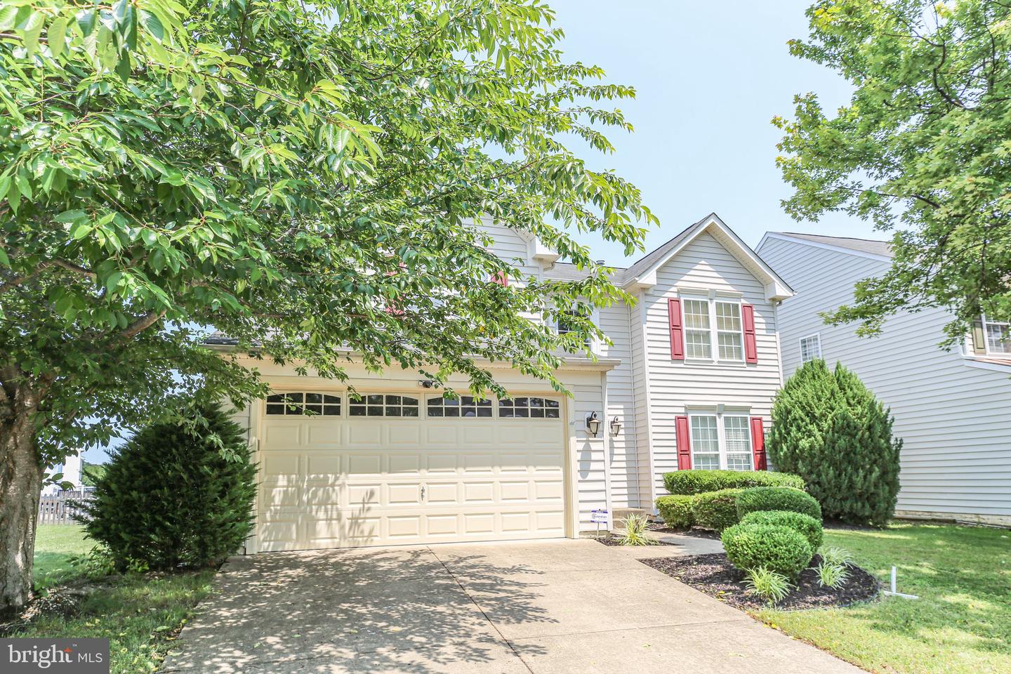 5233 WINDBREAK DR, FREDERICKSBURG, Virginia 22407, 4 Bedrooms Bedrooms, ,2 BathroomsBathrooms,Residential,For sale,5233 WINDBREAK DR,VASP2033776 MLS # VASP2033776