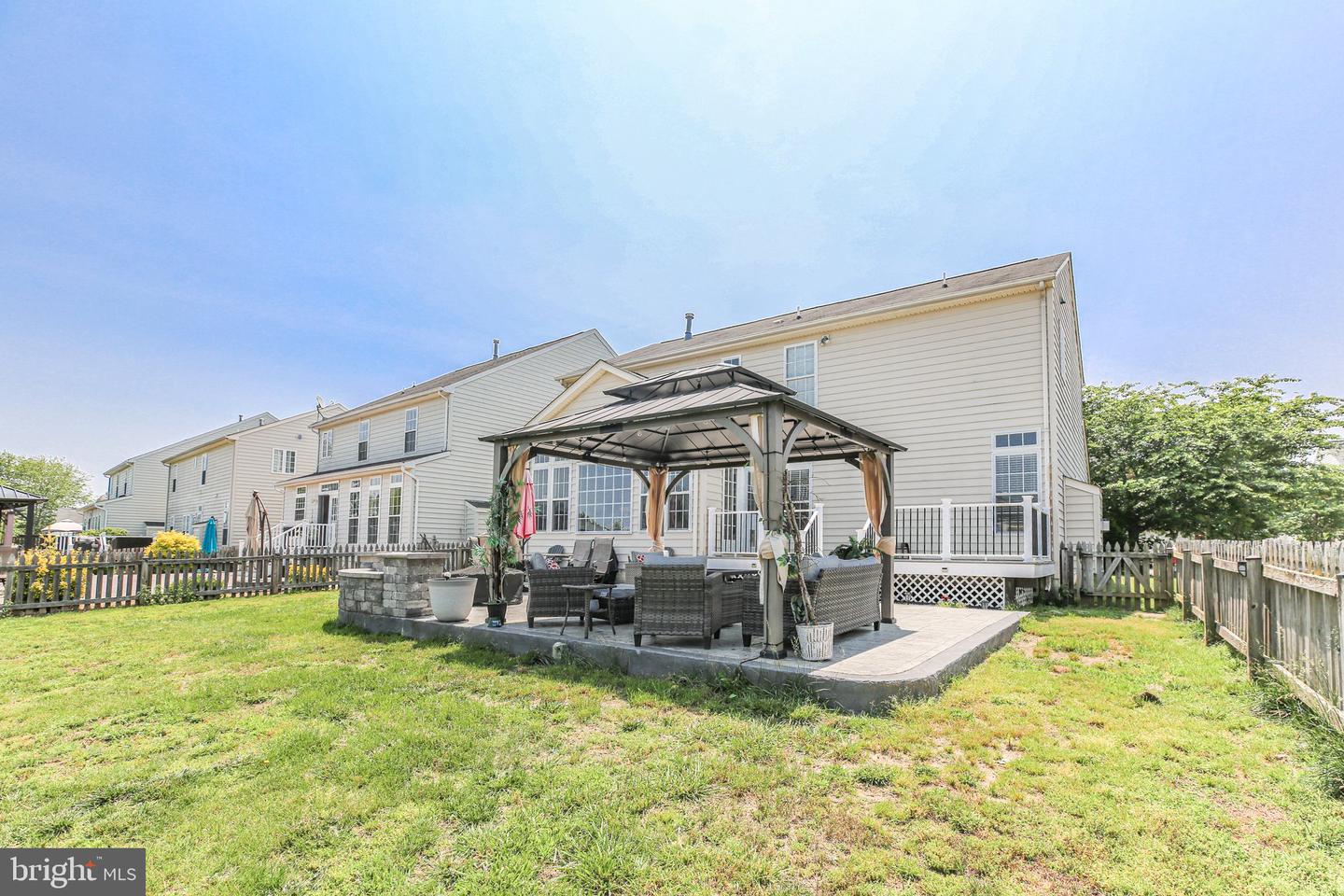 5233 WINDBREAK DR, FREDERICKSBURG, Virginia 22407, 4 Bedrooms Bedrooms, ,2 BathroomsBathrooms,Residential,For sale,5233 WINDBREAK DR,VASP2033776 MLS # VASP2033776