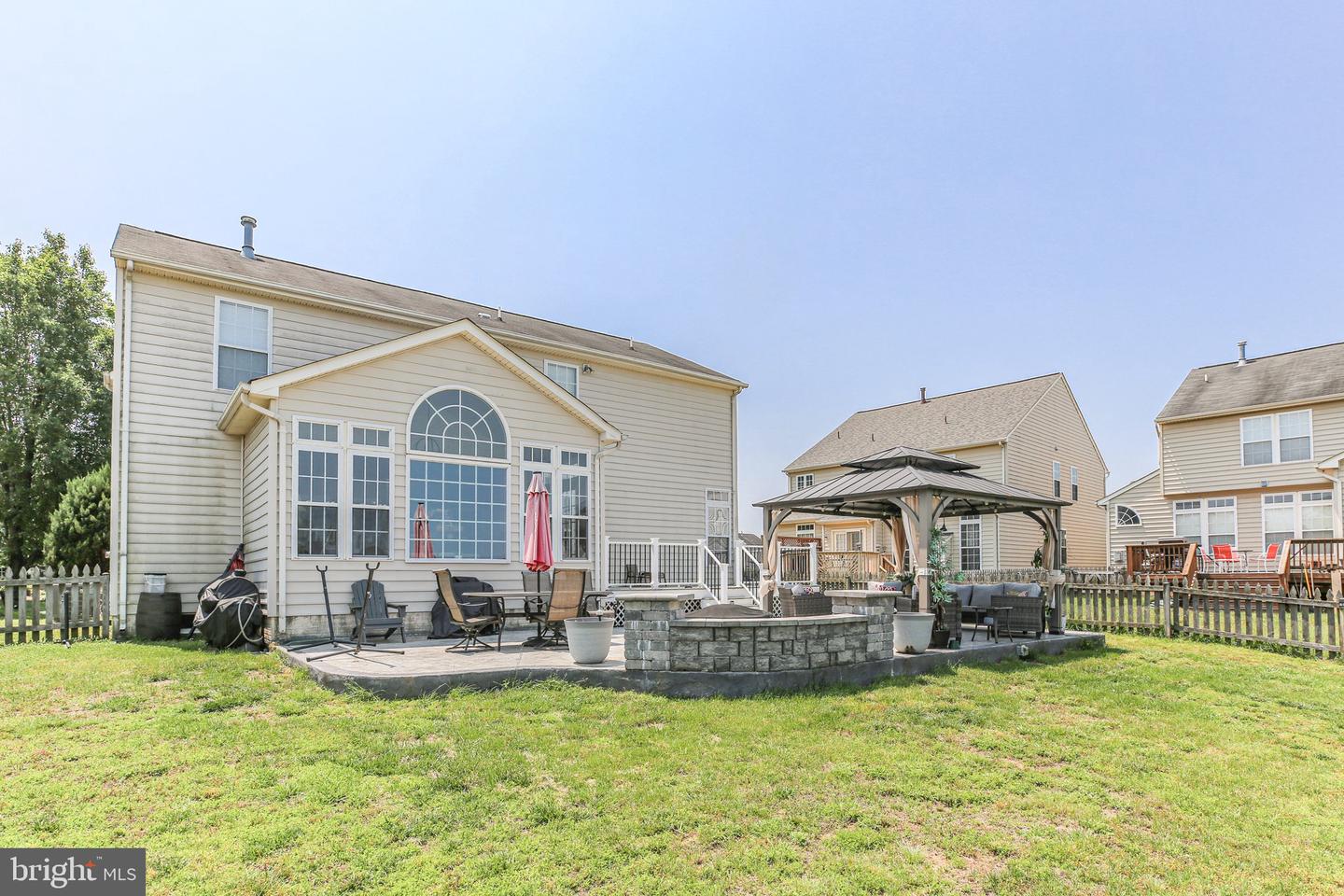 5233 WINDBREAK DR, FREDERICKSBURG, Virginia 22407, 4 Bedrooms Bedrooms, ,2 BathroomsBathrooms,Residential,For sale,5233 WINDBREAK DR,VASP2033776 MLS # VASP2033776