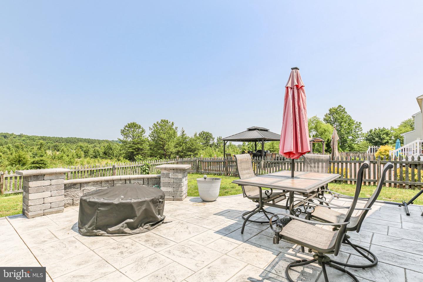 5233 WINDBREAK DR, FREDERICKSBURG, Virginia 22407, 4 Bedrooms Bedrooms, ,2 BathroomsBathrooms,Residential,For sale,5233 WINDBREAK DR,VASP2033776 MLS # VASP2033776