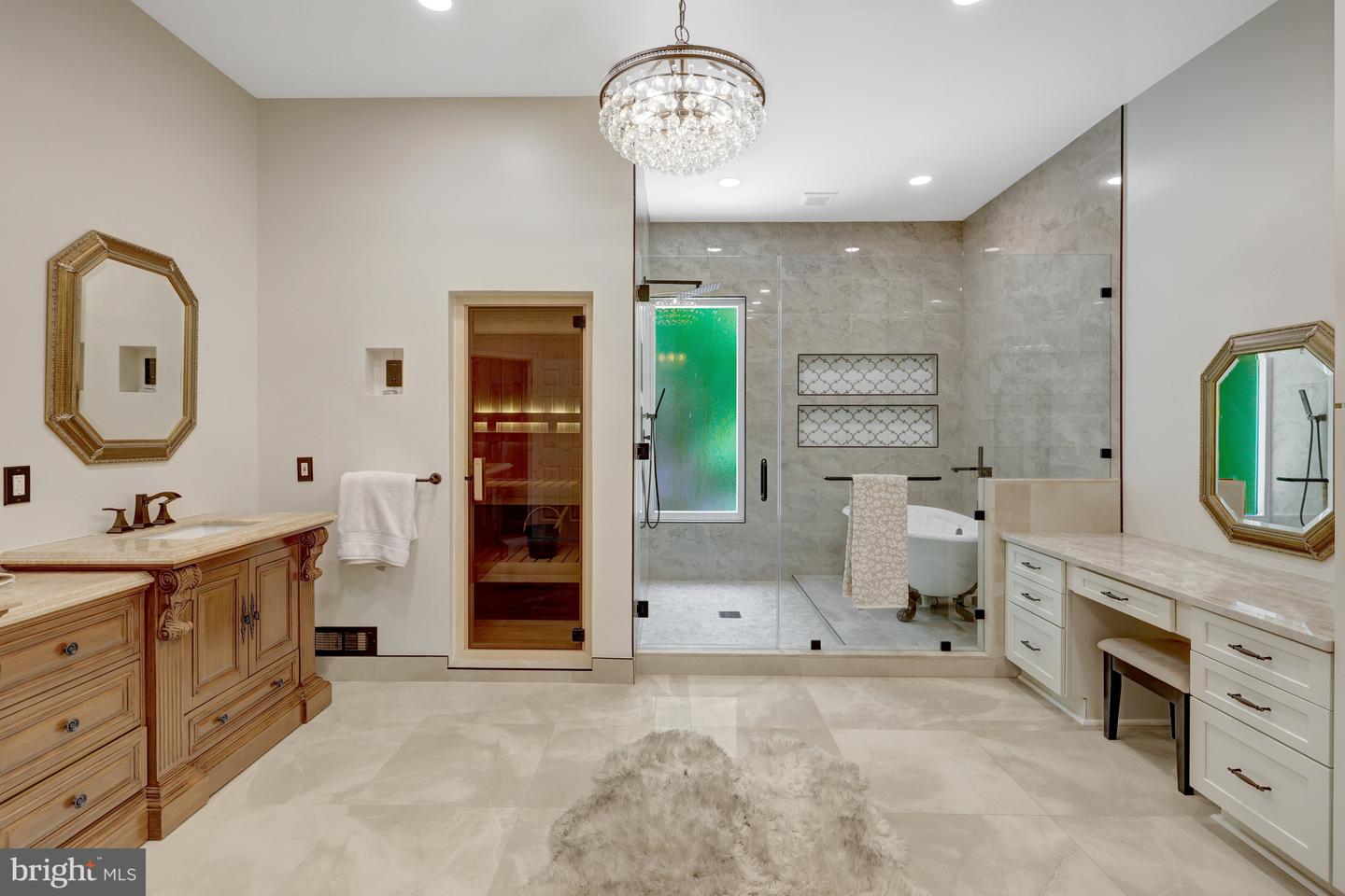 180 RIVER PARK DR, GREAT FALLS, Virginia 22066, 10 Bedrooms Bedrooms, ,8 BathroomsBathrooms,Residential,For sale,180 RIVER PARK DR,VAFX2245536 MLS # VAFX2245536