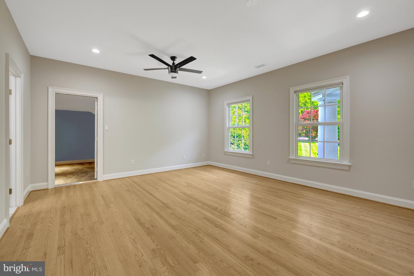 180 RIVER PARK DR, GREAT FALLS, Virginia 22066, 10 Bedrooms Bedrooms, ,8 BathroomsBathrooms,Residential,For sale,180 RIVER PARK DR,VAFX2245536 MLS # VAFX2245536