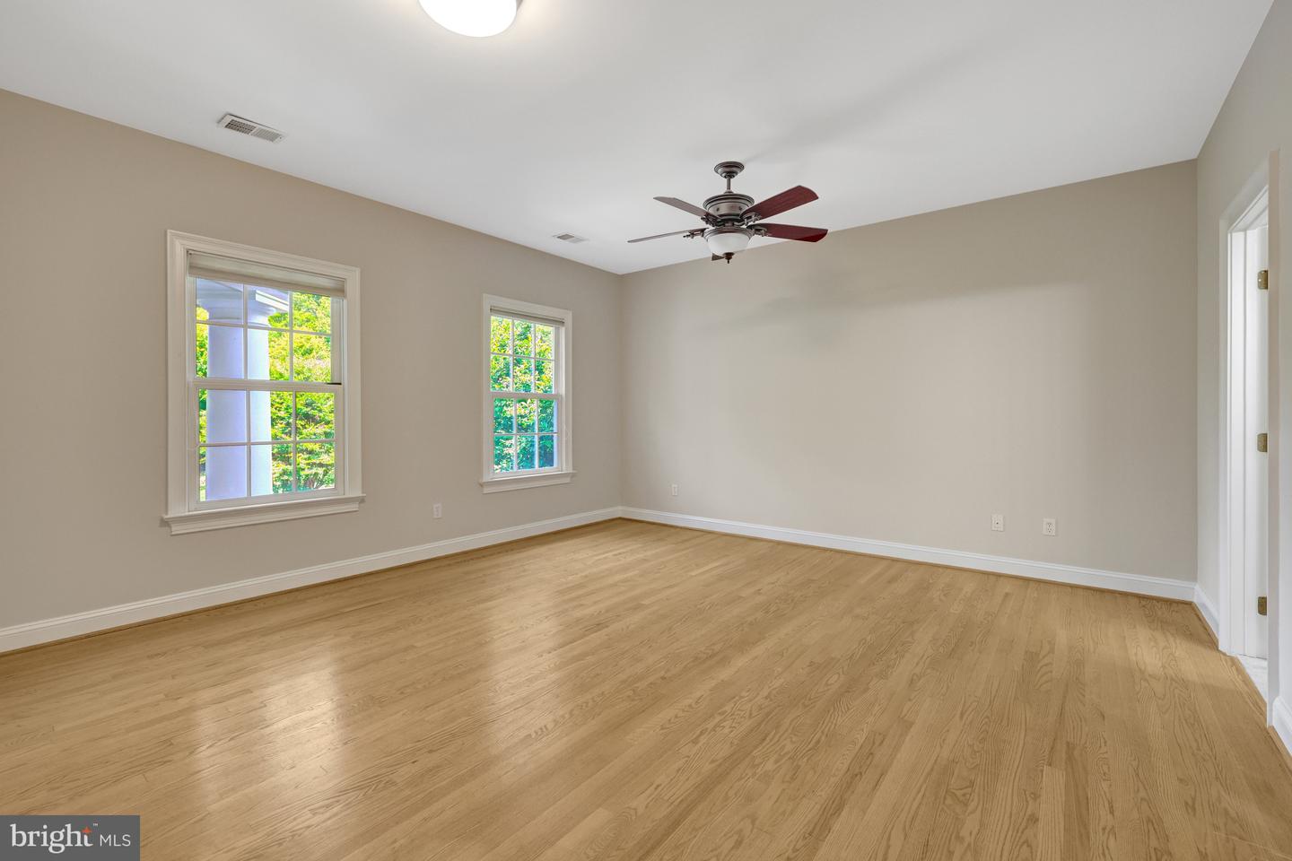 180 RIVER PARK DR, GREAT FALLS, Virginia 22066, 10 Bedrooms Bedrooms, ,8 BathroomsBathrooms,Residential,For sale,180 RIVER PARK DR,VAFX2245536 MLS # VAFX2245536