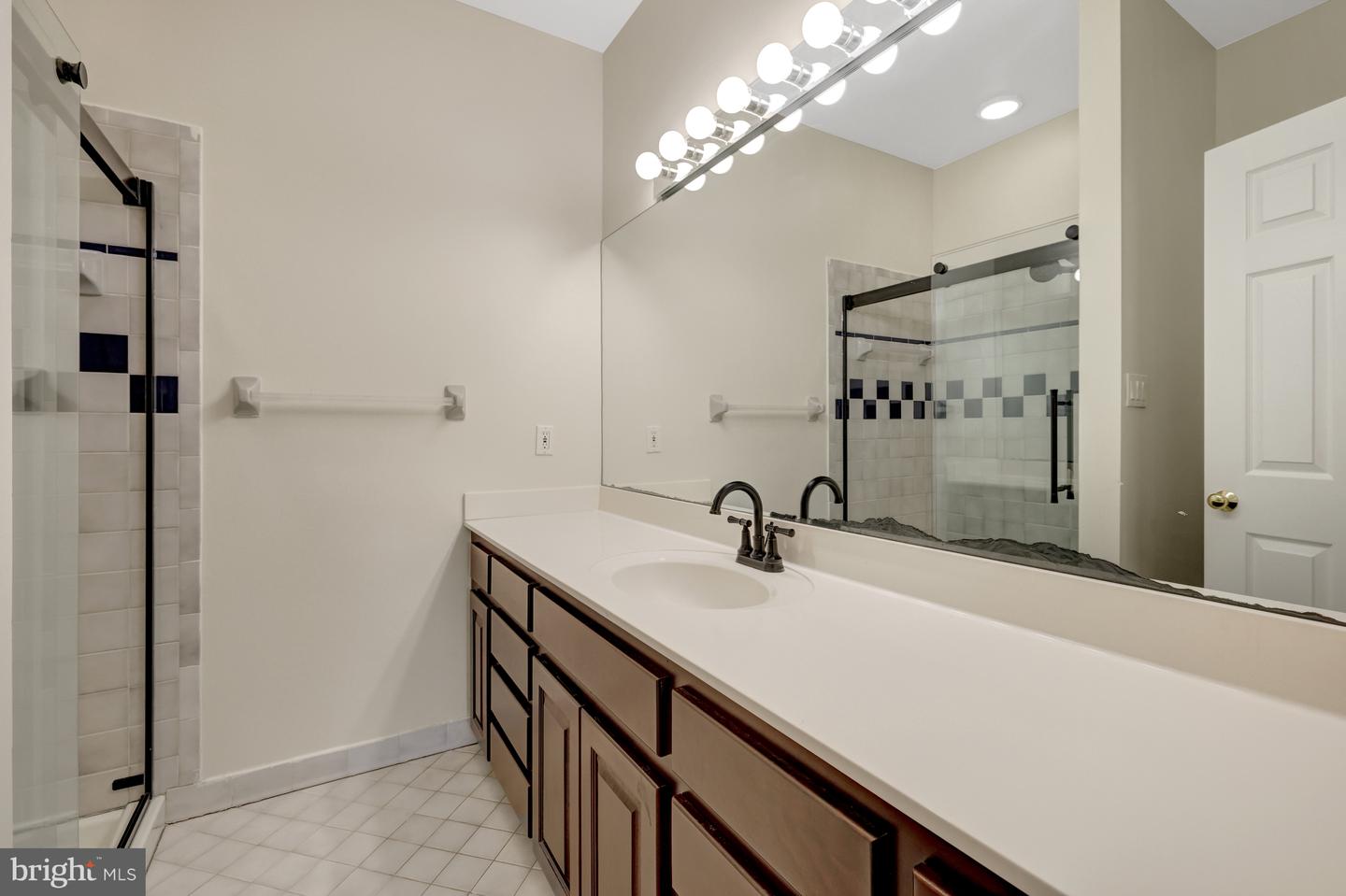 180 RIVER PARK DR, GREAT FALLS, Virginia 22066, 10 Bedrooms Bedrooms, ,8 BathroomsBathrooms,Residential,For sale,180 RIVER PARK DR,VAFX2245536 MLS # VAFX2245536