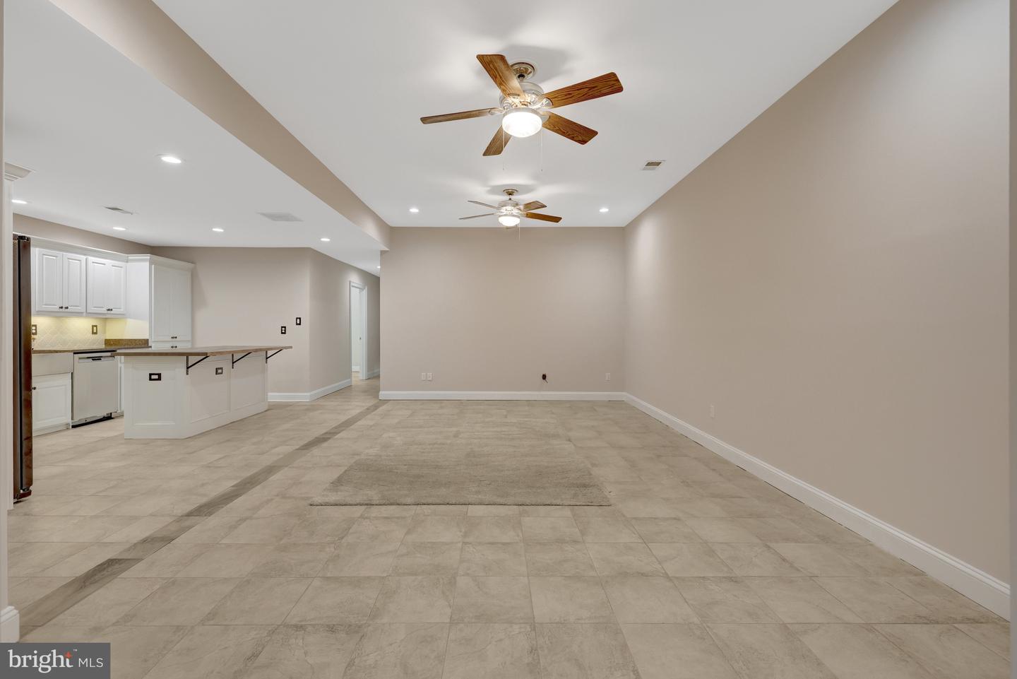 180 RIVER PARK DR, GREAT FALLS, Virginia 22066, 10 Bedrooms Bedrooms, ,8 BathroomsBathrooms,Residential,For sale,180 RIVER PARK DR,VAFX2245536 MLS # VAFX2245536