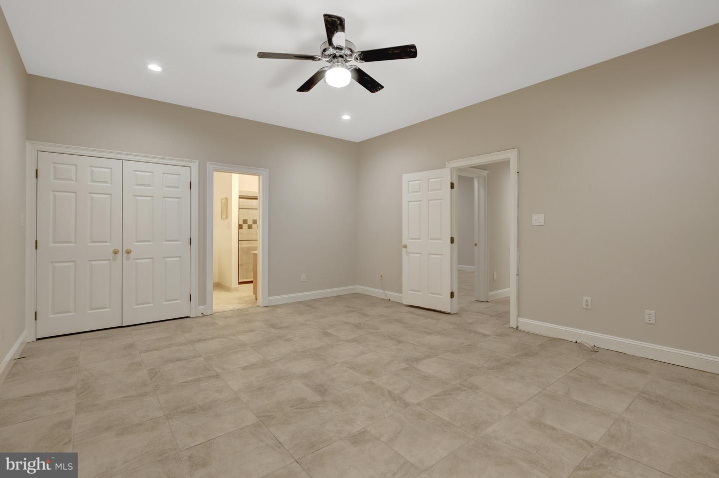 180 RIVER PARK DR, GREAT FALLS, Virginia 22066, 10 Bedrooms Bedrooms, ,8 BathroomsBathrooms,Residential,For sale,180 RIVER PARK DR,VAFX2245536 MLS # VAFX2245536