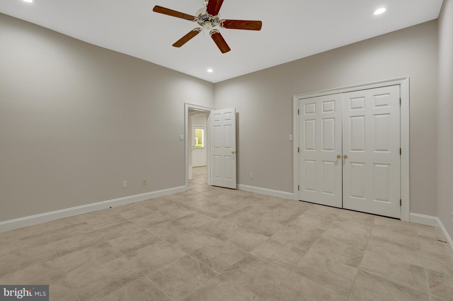 180 RIVER PARK DR, GREAT FALLS, Virginia 22066, 10 Bedrooms Bedrooms, ,8 BathroomsBathrooms,Residential,For sale,180 RIVER PARK DR,VAFX2245536 MLS # VAFX2245536