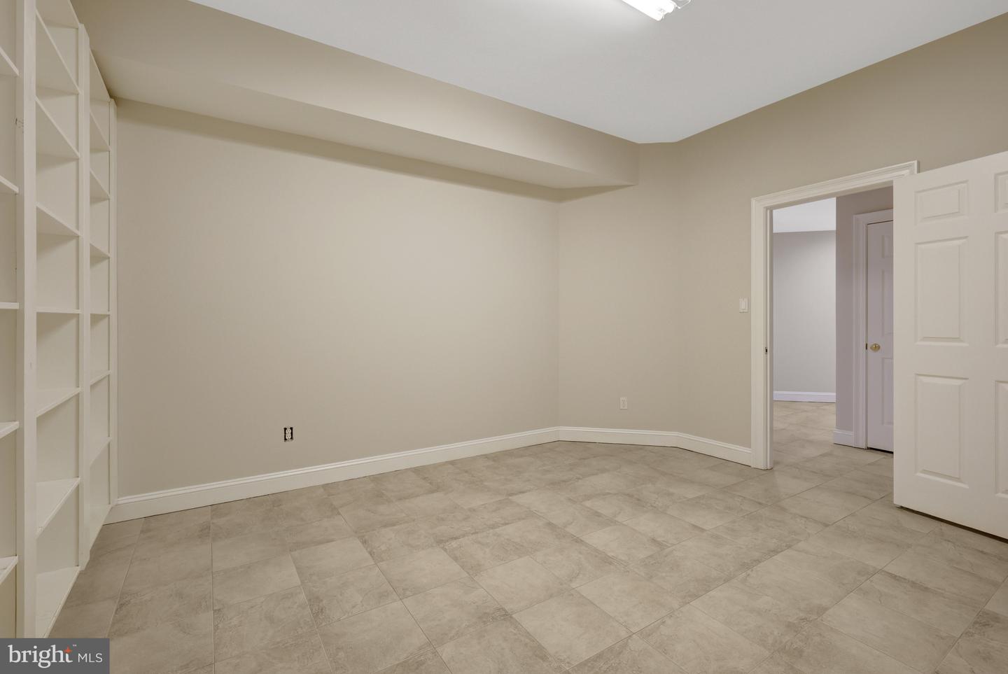 180 RIVER PARK DR, GREAT FALLS, Virginia 22066, 10 Bedrooms Bedrooms, ,8 BathroomsBathrooms,Residential,For sale,180 RIVER PARK DR,VAFX2245536 MLS # VAFX2245536