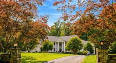 180 RIVER PARK DR, GREAT FALLS, Virginia 22066, 10 Bedrooms Bedrooms, ,8 BathroomsBathrooms,Residential,For sale,180 RIVER PARK DR,VAFX2245536 MLS # VAFX2245536