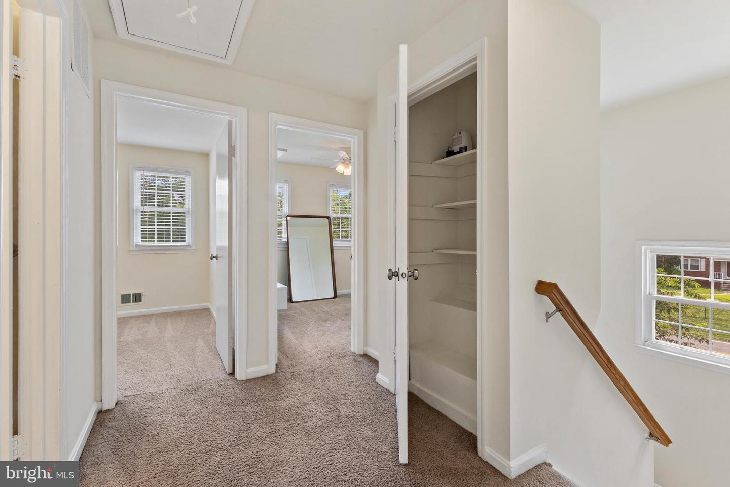 8228 MCCLELLAND PL, ALEXANDRIA, Virginia 22309, 3 Bedrooms Bedrooms, 6 Rooms Rooms,3 BathroomsBathrooms,Residential,For sale,8228 MCCLELLAND PL,VAFX2246288 MLS # VAFX2246288