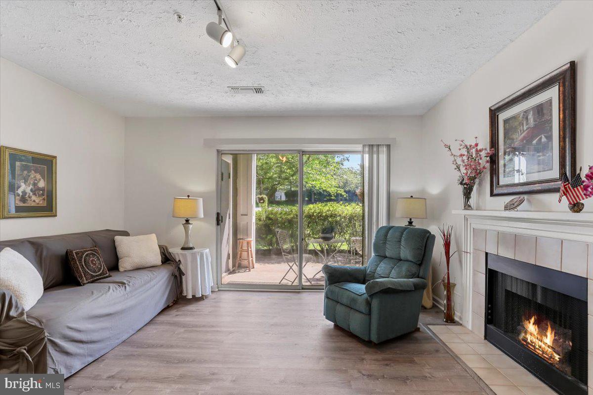 20273 BEECHWOOD TER #103, ASHBURN, Virginia 20147, 1 Bedroom Bedrooms, ,1 BathroomBathrooms,Residential,For sale,20273 BEECHWOOD TER #103,VALO2099042 MLS # VALO2099042