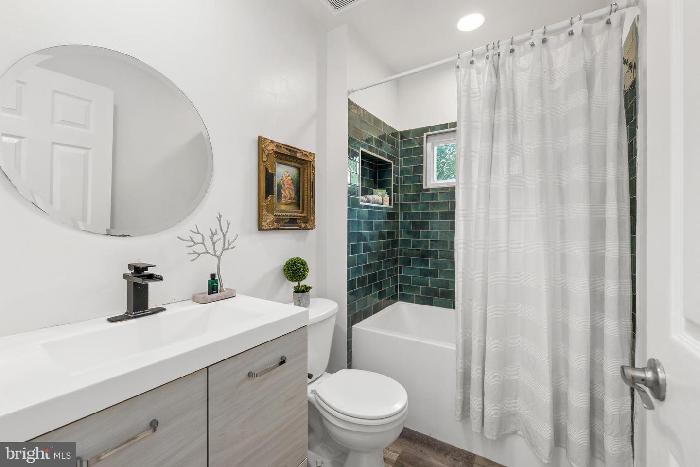 1419 LAWRENCE ST NE, WASHINGTON, District Of Columbia 20017, 4 Bedrooms Bedrooms, ,2 BathroomsBathrooms,Residential,For sale,1419 LAWRENCE ST NE,DCDC2204754 MLS # DCDC2204754