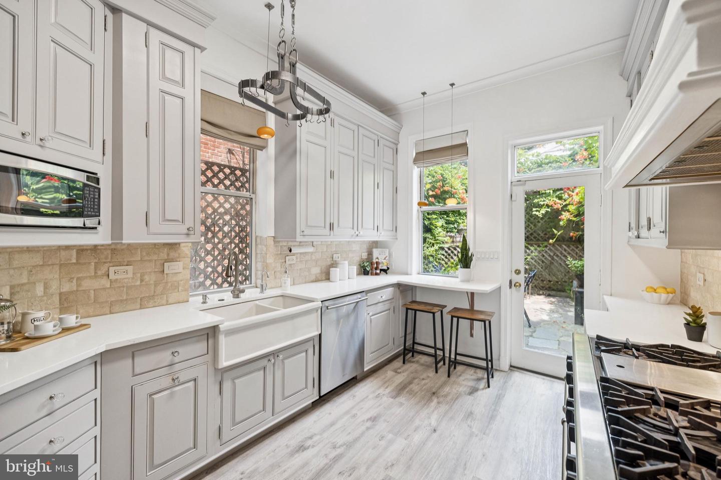 1827 PHELPS PL NW, WASHINGTON, District Of Columbia 20008, 5 Bedrooms Bedrooms, ,5 BathroomsBathrooms,Residential,For sale,1827 PHELPS PL NW,DCDC2204760 MLS # DCDC2204760