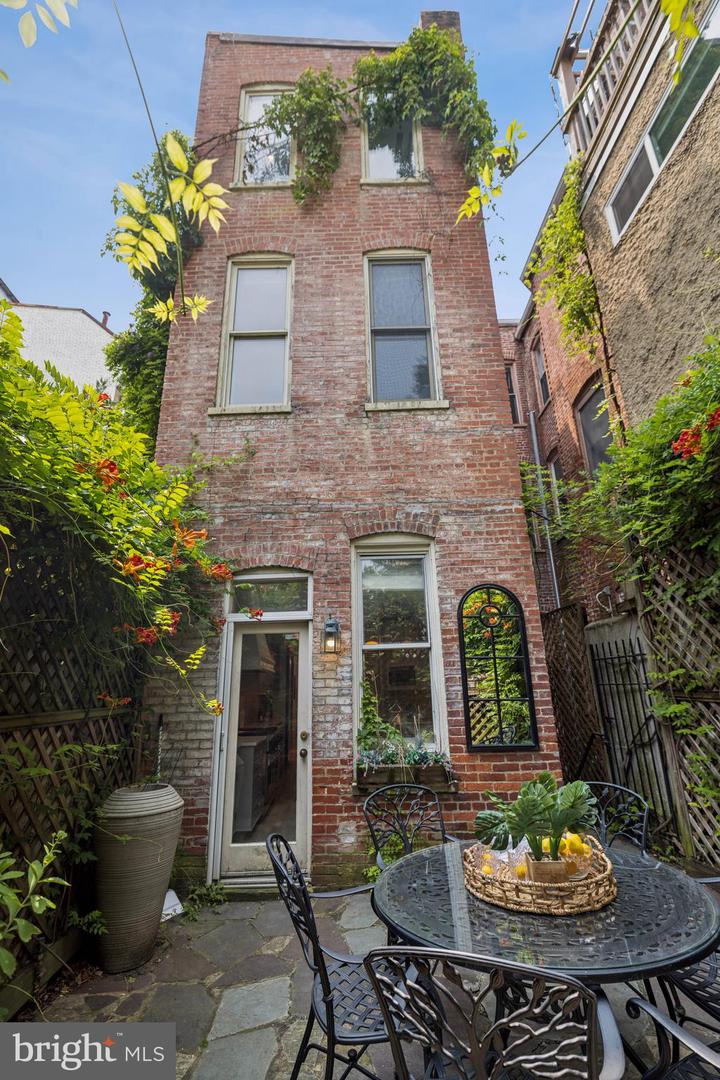 1827 PHELPS PL NW, WASHINGTON, District Of Columbia 20008, 5 Bedrooms Bedrooms, ,5 BathroomsBathrooms,Residential,For sale,1827 PHELPS PL NW,DCDC2204760 MLS # DCDC2204760