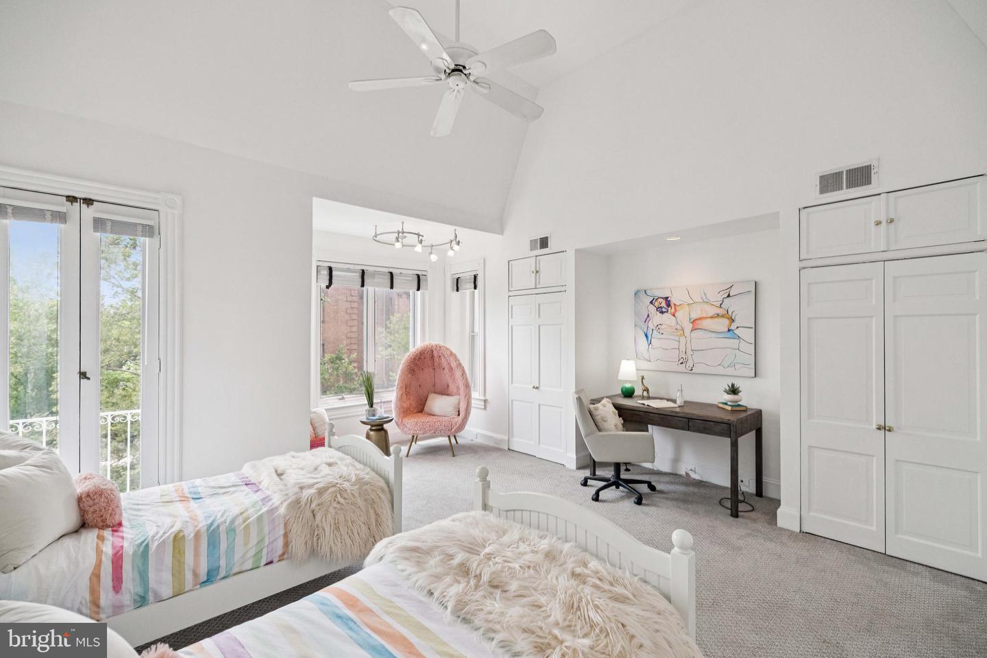 1827 PHELPS PL NW, WASHINGTON, District Of Columbia 20008, 5 Bedrooms Bedrooms, ,5 BathroomsBathrooms,Residential,For sale,1827 PHELPS PL NW,DCDC2204760 MLS # DCDC2204760