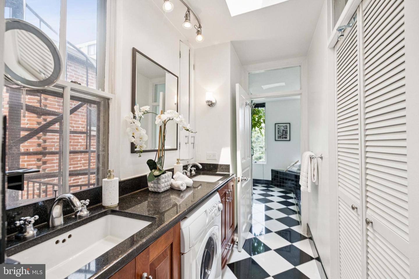 1827 PHELPS PL NW, WASHINGTON, District Of Columbia 20008, 5 Bedrooms Bedrooms, ,5 BathroomsBathrooms,Residential,For sale,1827 PHELPS PL NW,DCDC2204760 MLS # DCDC2204760