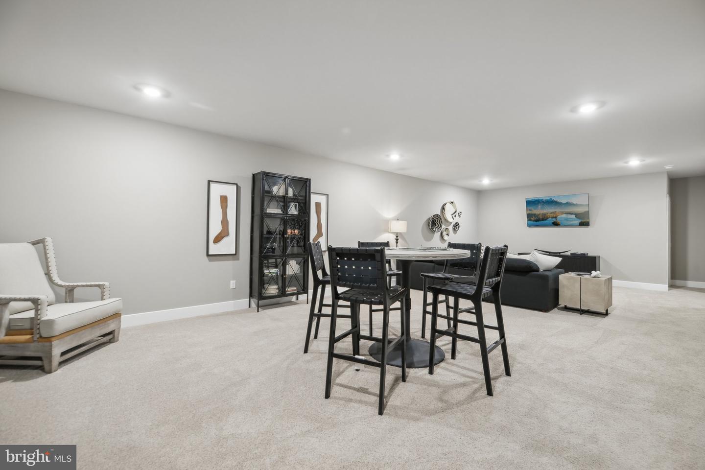 3413 WOODED RUN DR, BROAD RUN, Virginia 20137, 3 Bedrooms Bedrooms, ,4 BathroomsBathrooms,Residential,For sale,3413 WOODED RUN DR,VAFQ2016982 MLS # VAFQ2016982