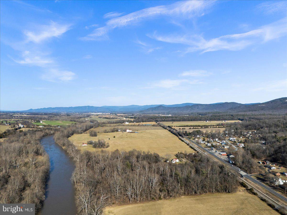 6772 EAST SIDE, ELKTON, Virginia 22827, 3 Bedrooms Bedrooms, ,2 BathroomsBathrooms,Residential,For sale,6772 EAST SIDE,VARO2002374 MLS # VARO2002374