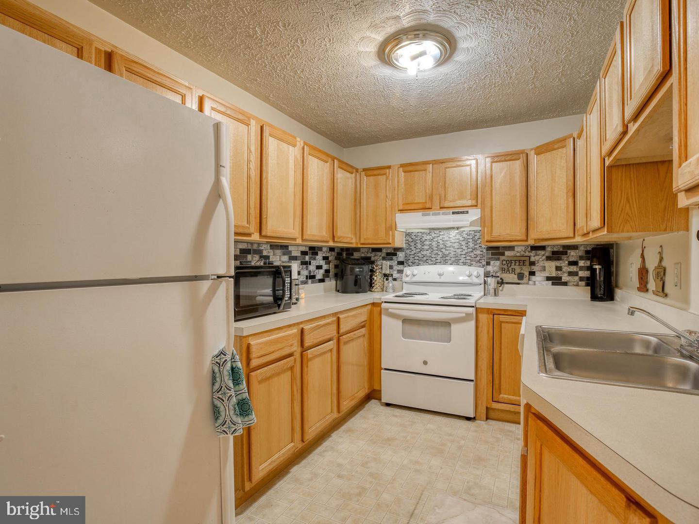 148 LEXINGTON CT, STEPHENS CITY, Virginia 22655, 3 Bedrooms Bedrooms, ,1 BathroomBathrooms,Residential,For sale,148 LEXINGTON CT,VAFV2034762 MLS # VAFV2034762