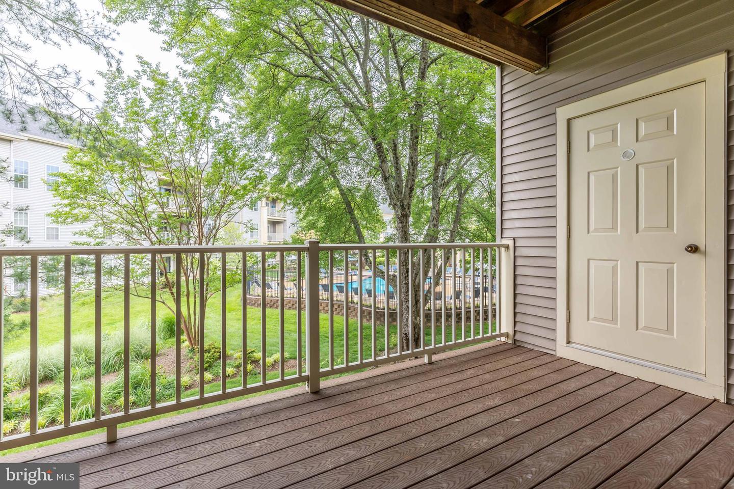 11301 WESTBROOK MILL LN #202, FAIRFAX, Virginia 22030, 3 Bedrooms Bedrooms, ,2 BathroomsBathrooms,Residential,For sale,11301 WESTBROOK MILL LN #202,VAFX2246402 MLS # VAFX2246402