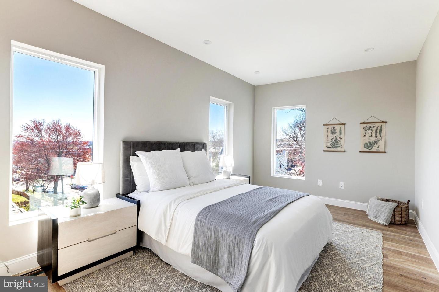 842 MADISON ST NW #B, WASHINGTON, District Of Columbia 20011, 4 Bedrooms Bedrooms, ,3 BathroomsBathrooms,Residential,For sale,842 MADISON ST NW #B,DCDC2204620 MLS # DCDC2204620