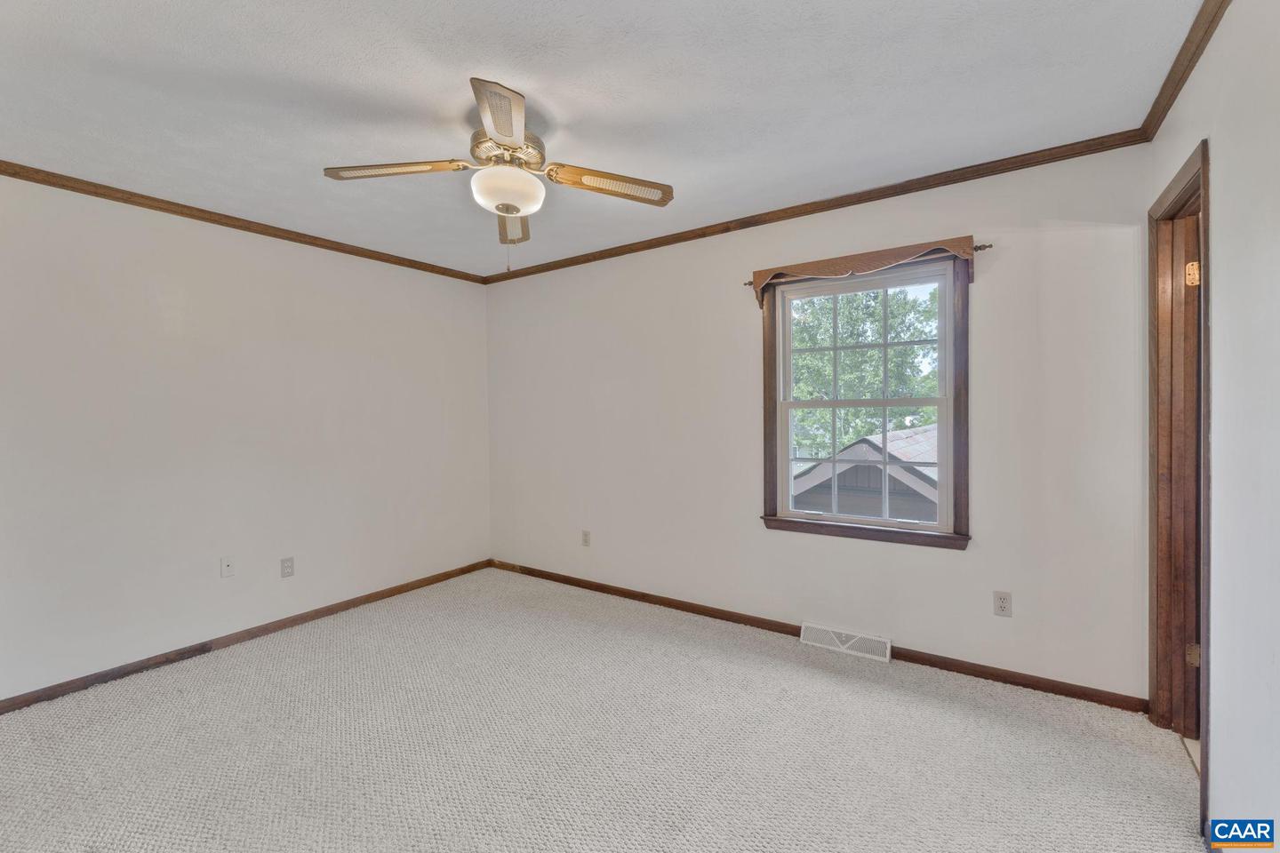 668 GLORIA PL, STAUNTON, Virginia 24401, 3 Bedrooms Bedrooms, ,2 BathroomsBathrooms,Residential,For sale,668 GLORIA PL,665468 MLS # 665468