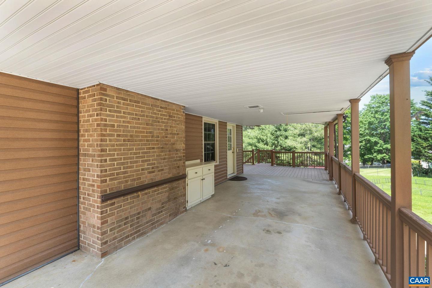 668 GLORIA PL, STAUNTON, Virginia 24401, 3 Bedrooms Bedrooms, ,2 BathroomsBathrooms,Residential,For sale,668 GLORIA PL,665468 MLS # 665468