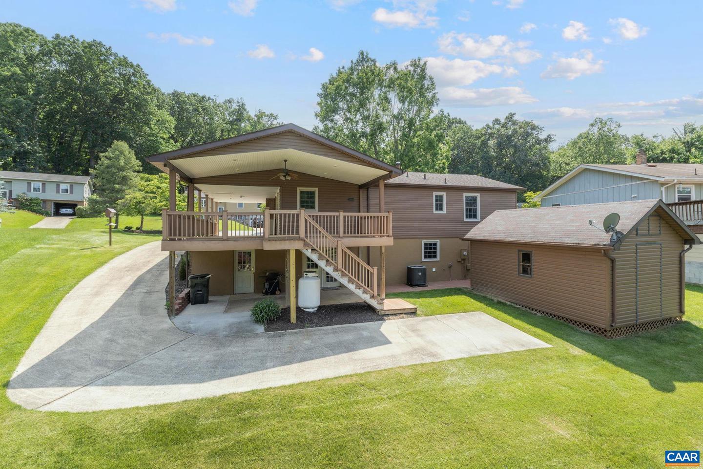668 GLORIA PL, STAUNTON, Virginia 24401, 3 Bedrooms Bedrooms, ,2 BathroomsBathrooms,Residential,For sale,668 GLORIA PL,665468 MLS # 665468