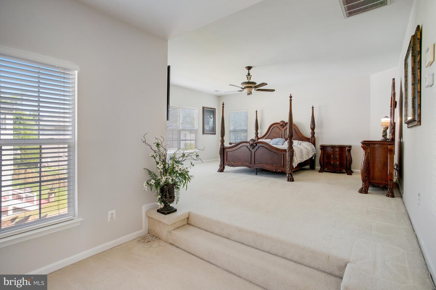 9226 CAMPFIRE CT, BRISTOW, Virginia 20136, 4 Bedrooms Bedrooms, ,3 BathroomsBathrooms,Residential,For sale,9226 CAMPFIRE CT,VAPW2096524 MLS # VAPW2096524
