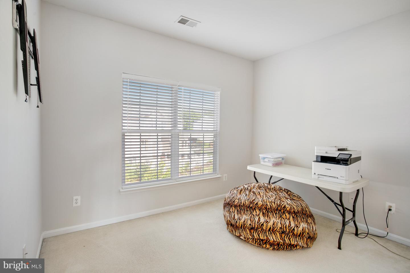 9226 CAMPFIRE CT, BRISTOW, Virginia 20136, 4 Bedrooms Bedrooms, ,3 BathroomsBathrooms,Residential,For sale,9226 CAMPFIRE CT,VAPW2096524 MLS # VAPW2096524