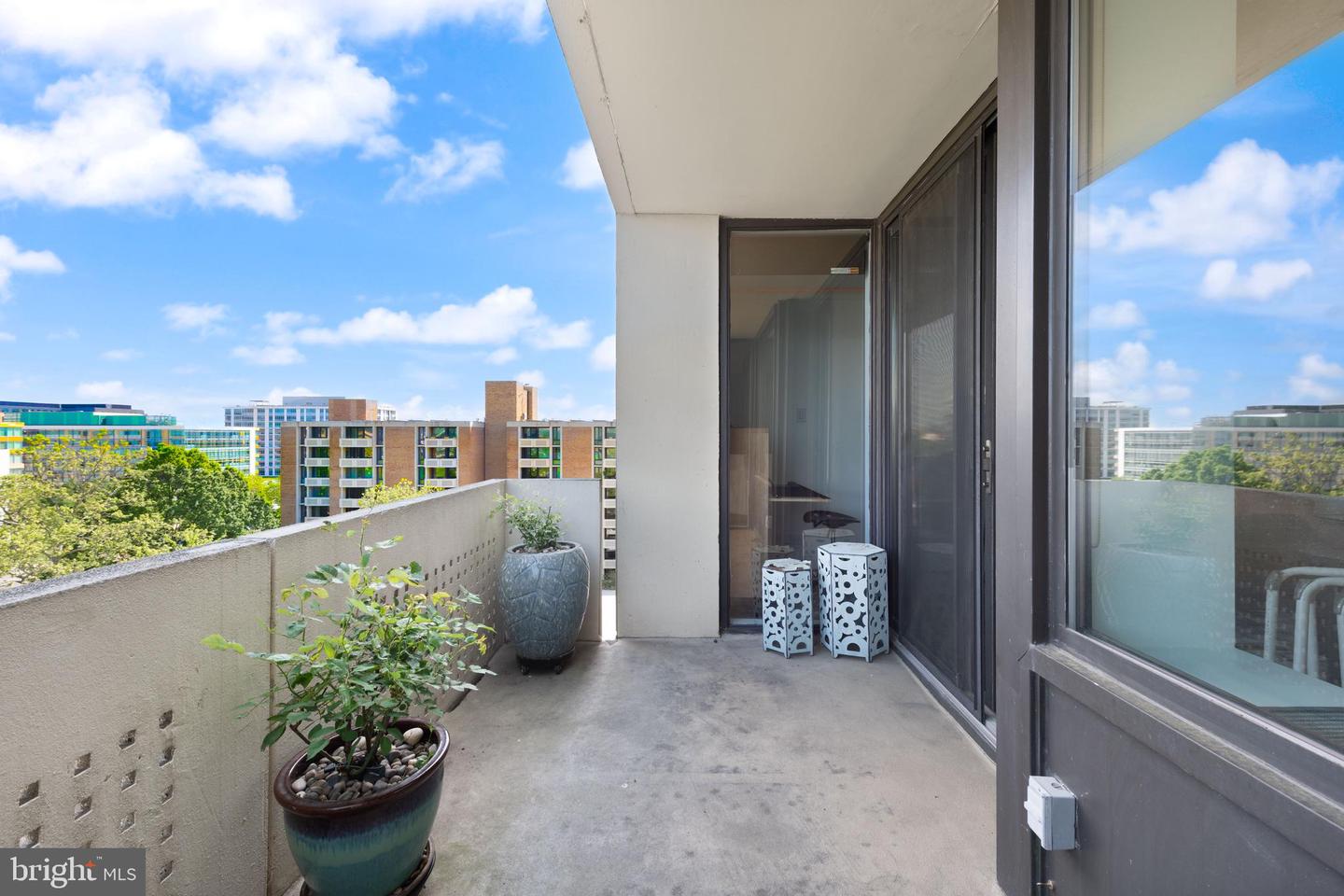 490 M ST SW #W802, WASHINGTON, District Of Columbia 20024, 1 Bedroom Bedrooms, ,1 BathroomBathrooms,Residential,For sale,490 M ST SW #W802,DCDC2204678 MLS # DCDC2204678