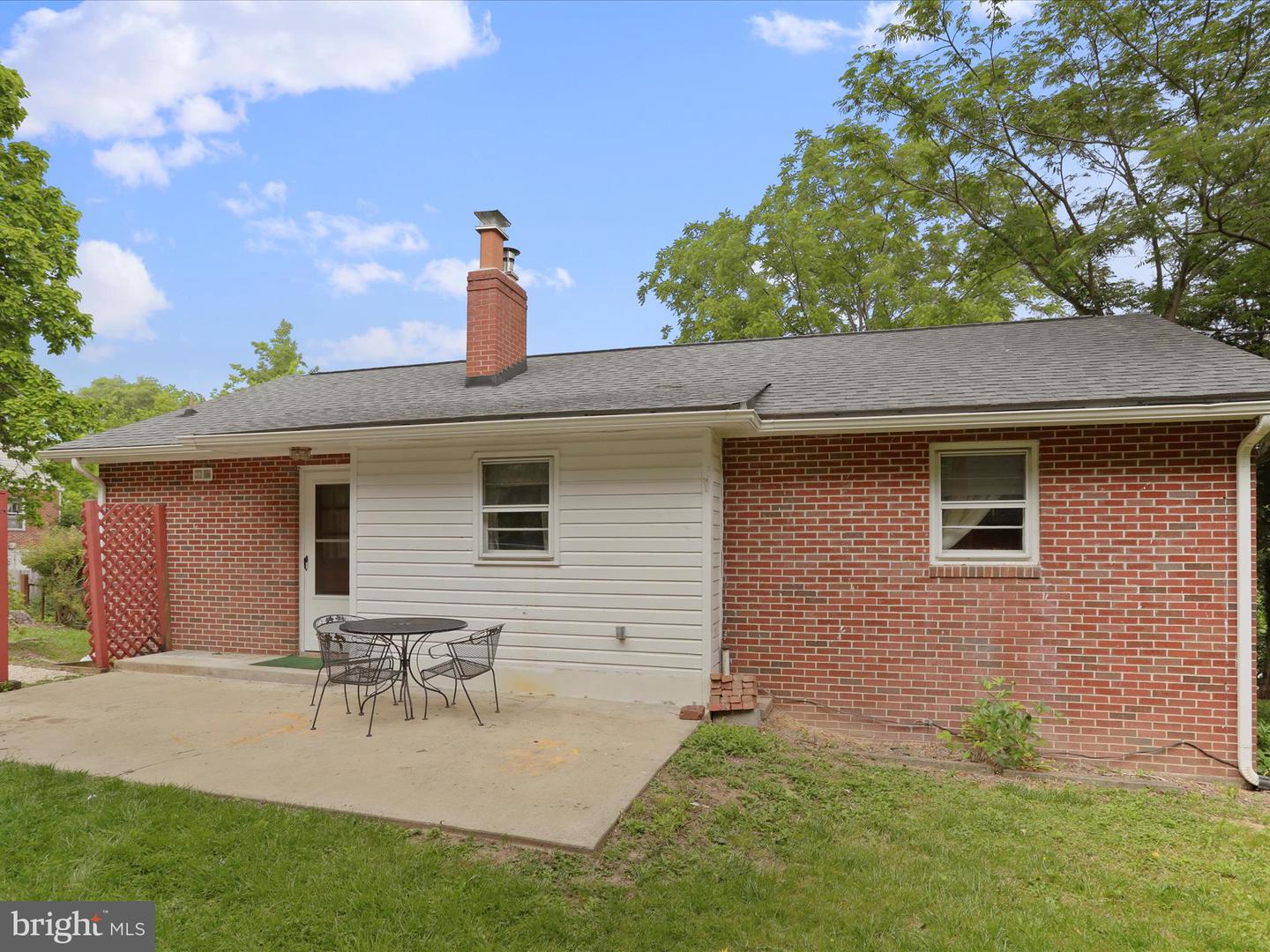164 E MAPHIS ST, STRASBURG, Virginia 22657, 3 Bedrooms Bedrooms, ,1 BathroomBathrooms,Residential,For sale,164 E MAPHIS ST,VASH2011678 MLS # VASH2011678