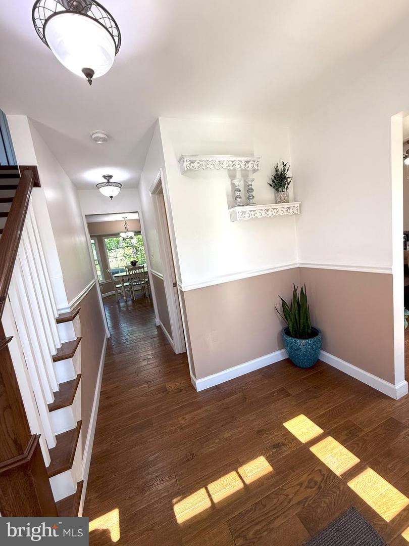 1406 VALEBROOK LN, HERNDON, Virginia 20170, 4 Bedrooms Bedrooms, ,3 BathroomsBathrooms,Residential,For sale,1406 VALEBROOK LN,VAFX2246404 MLS # VAFX2246404
