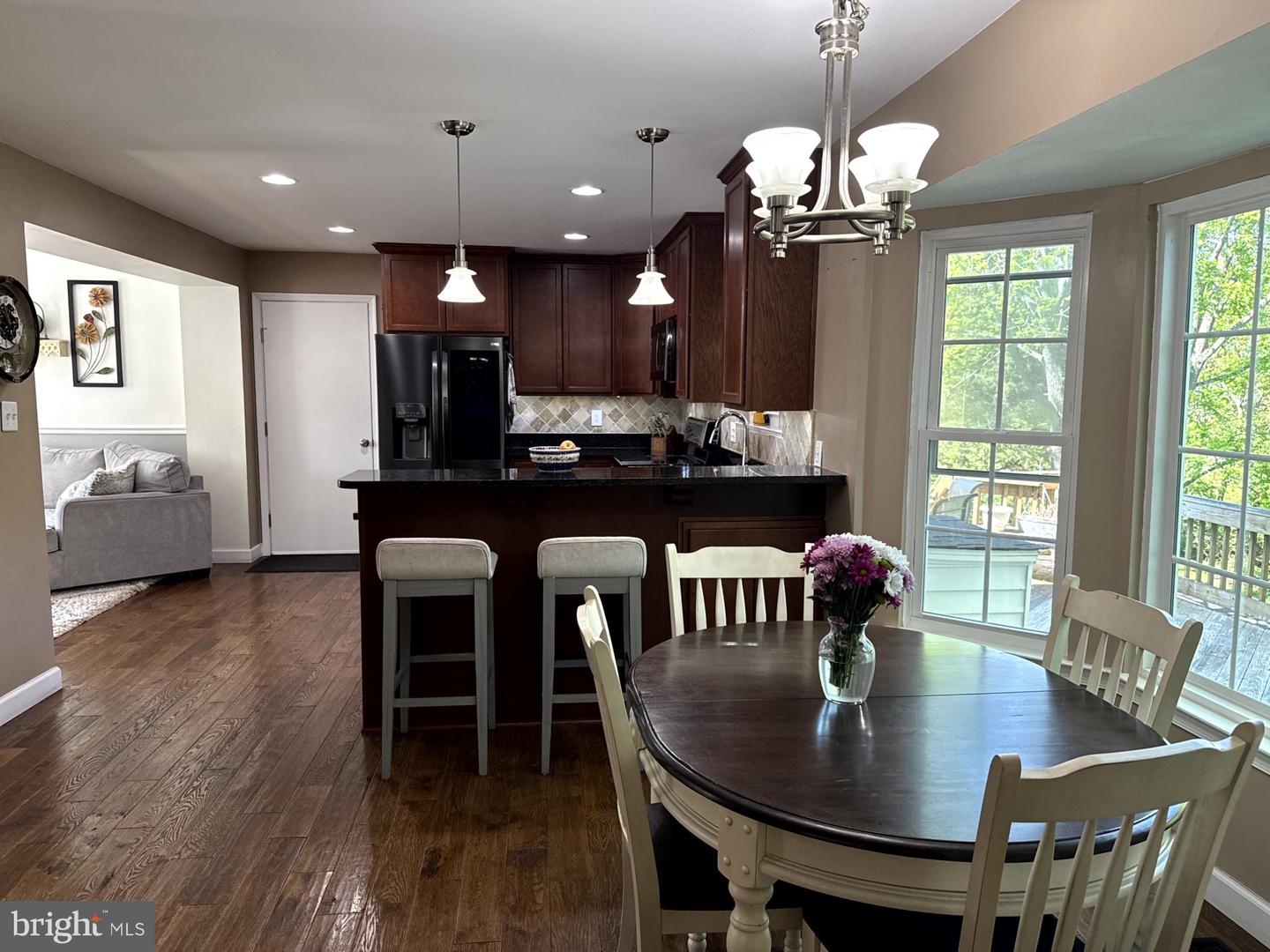 1406 VALEBROOK LN, HERNDON, Virginia 20170, 4 Bedrooms Bedrooms, ,3 BathroomsBathrooms,Residential,For sale,1406 VALEBROOK LN,VAFX2246404 MLS # VAFX2246404