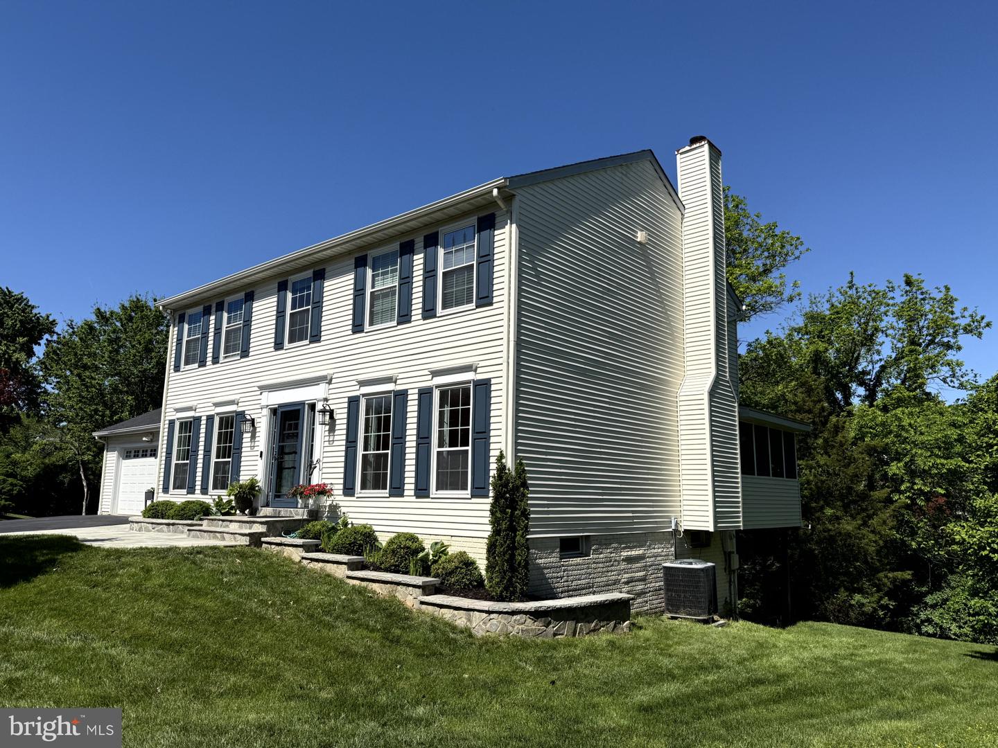 1406 VALEBROOK LN, HERNDON, Virginia 20170, 4 Bedrooms Bedrooms, ,3 BathroomsBathrooms,Residential,For sale,1406 VALEBROOK LN,VAFX2246404 MLS # VAFX2246404