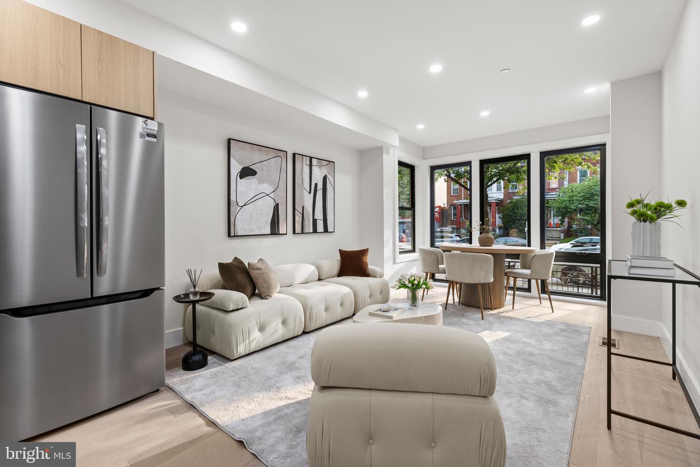 3923 14TH ST NW #2, WASHINGTON, District Of Columbia 20011, 2 Bedrooms Bedrooms, ,2 BathroomsBathrooms,Residential,For sale,3923 14TH ST NW #2,DCDC2204846 MLS # DCDC2204846