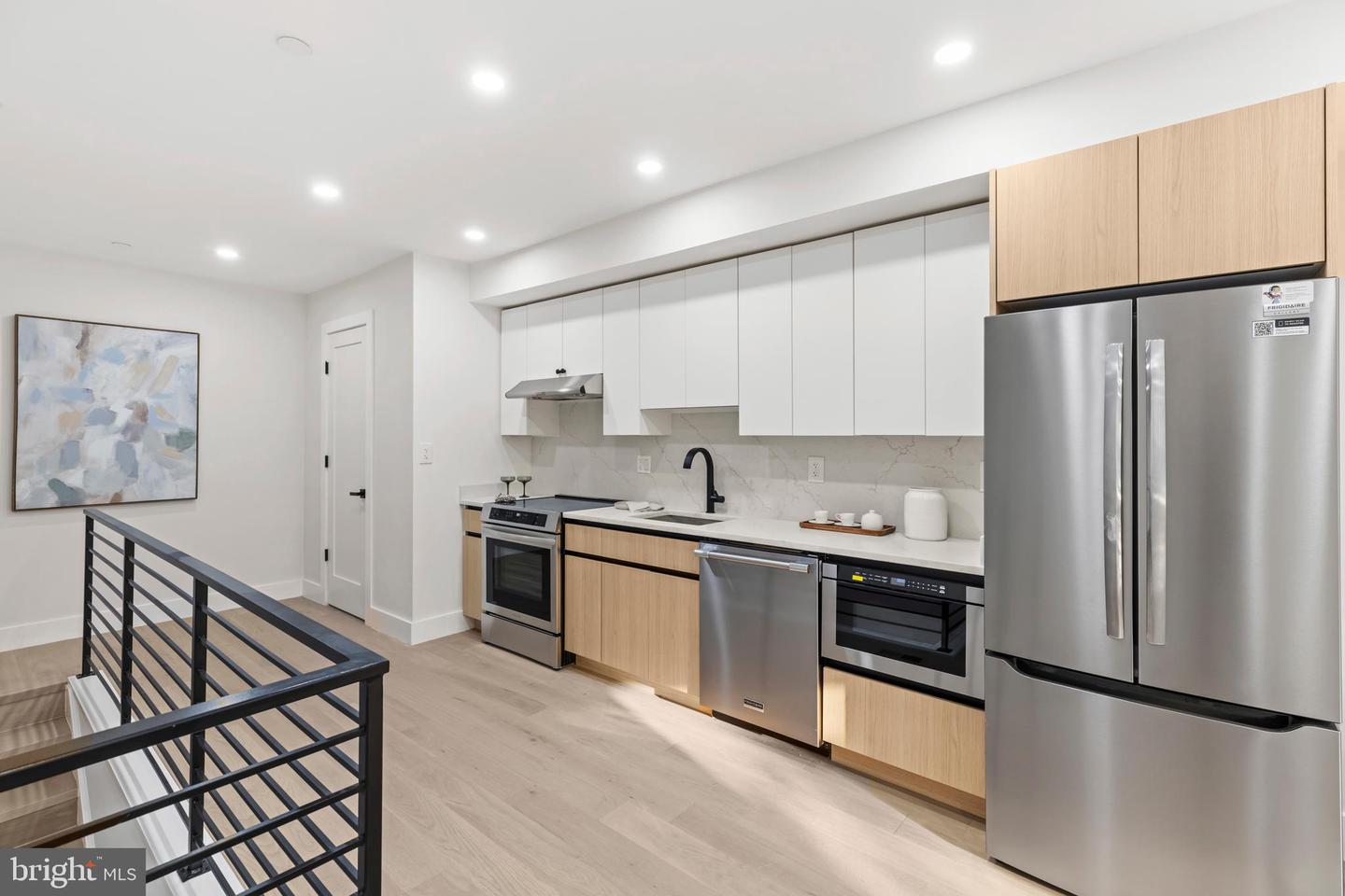 3923 14TH ST NW #2, WASHINGTON, District Of Columbia 20011, 2 Bedrooms Bedrooms, ,2 BathroomsBathrooms,Residential,For sale,3923 14TH ST NW #2,DCDC2204846 MLS # DCDC2204846