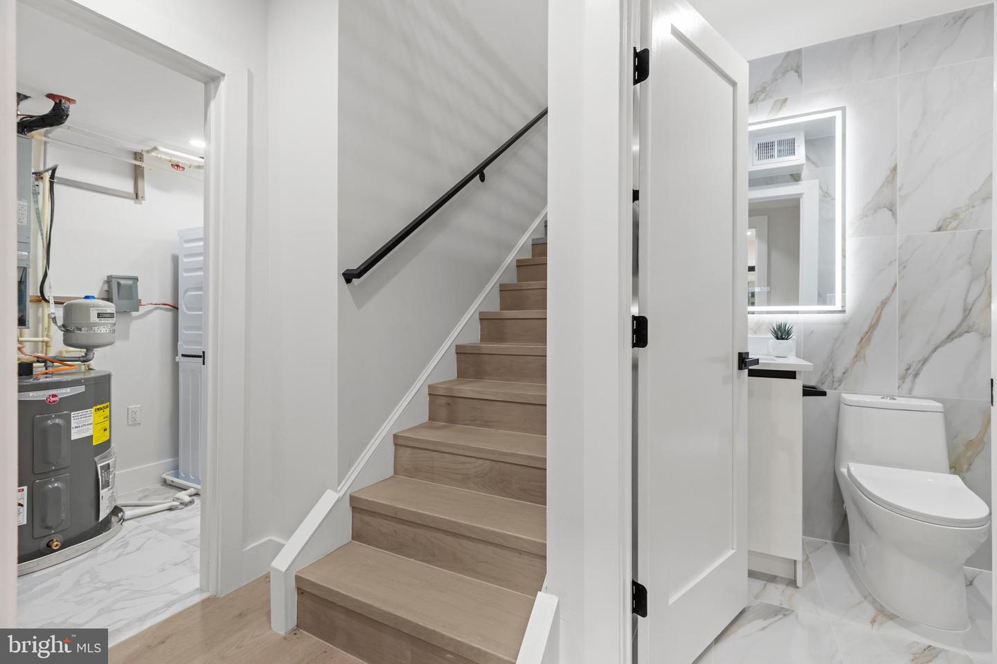 3923 14TH ST NW #2, WASHINGTON, District Of Columbia 20011, 2 Bedrooms Bedrooms, ,2 BathroomsBathrooms,Residential,For sale,3923 14TH ST NW #2,DCDC2204846 MLS # DCDC2204846