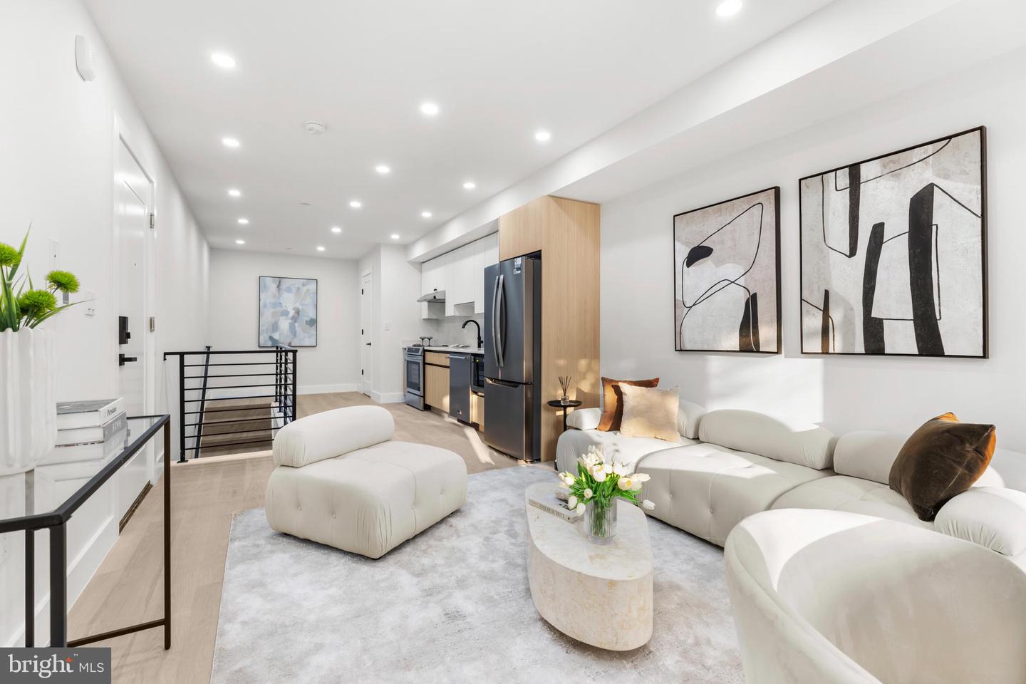 3923 14TH ST NW #2, WASHINGTON, District Of Columbia 20011, 2 Bedrooms Bedrooms, ,2 BathroomsBathrooms,Residential,For sale,3923 14TH ST NW #2,DCDC2204846 MLS # DCDC2204846