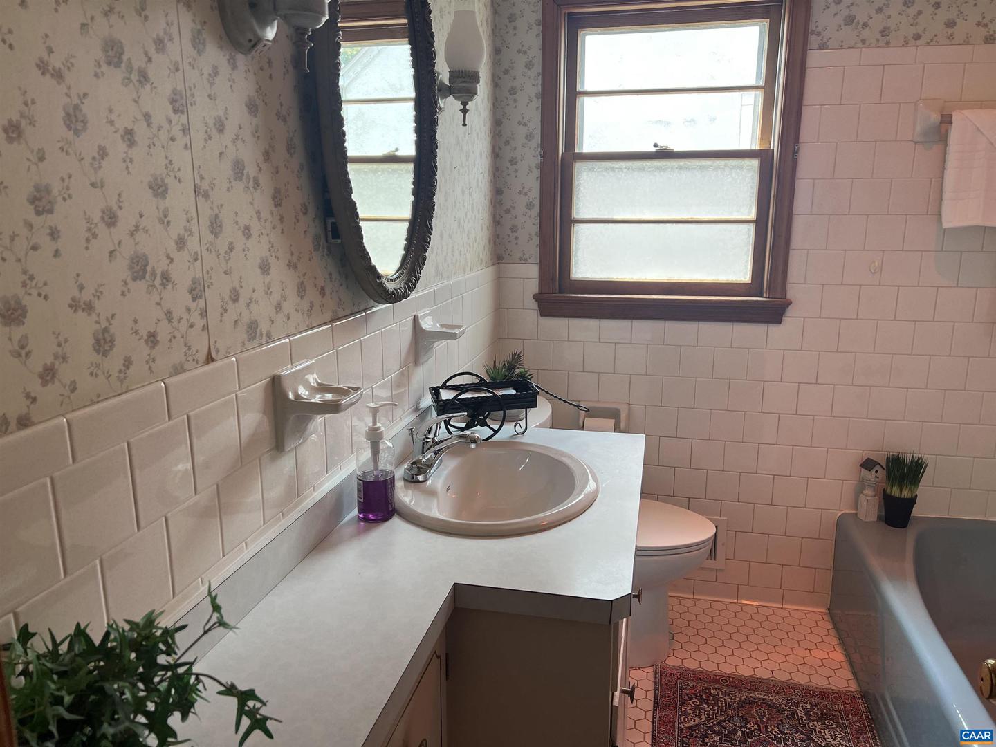 819 ELLIOTT AVE, CHARLOTTESVILLE, Virginia 22902, 3 Bedrooms Bedrooms, ,2 BathroomsBathrooms,Residential,For sale,819 ELLIOTT AVE,665552 MLS # 665552