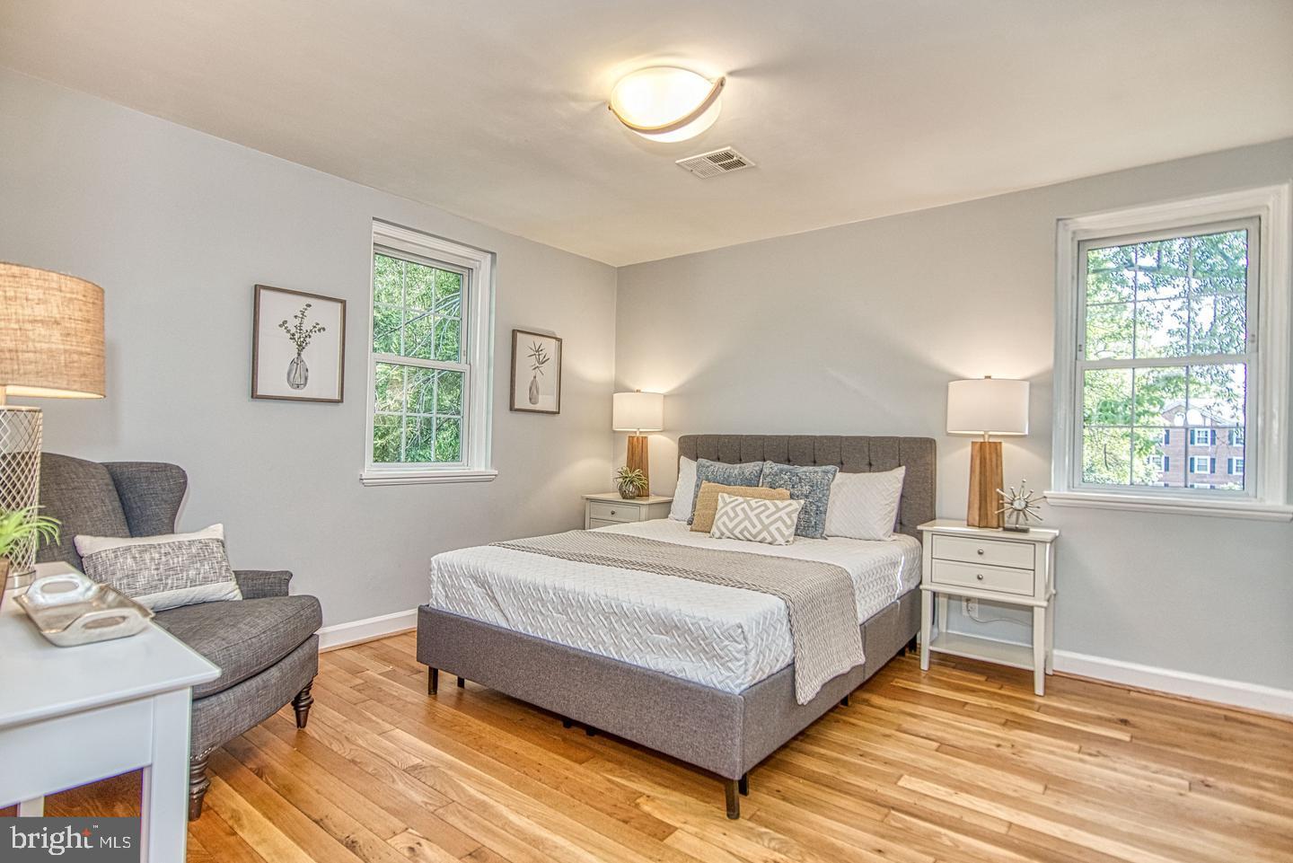 2990 S COLUMBUS STREET, ARLINGTON, Virginia 22206, 2 Bedrooms Bedrooms, ,2 BathroomsBathrooms,Residential,For sale,2990 S COLUMBUS STREET,VAAX2046306 MLS # VAAX2046306