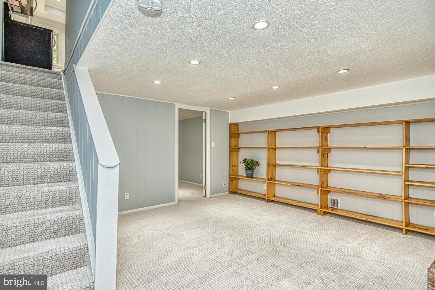 2990 S COLUMBUS STREET, ARLINGTON, Virginia 22206, 2 Bedrooms Bedrooms, ,2 BathroomsBathrooms,Residential,For sale,2990 S COLUMBUS STREET,VAAX2046306 MLS # VAAX2046306