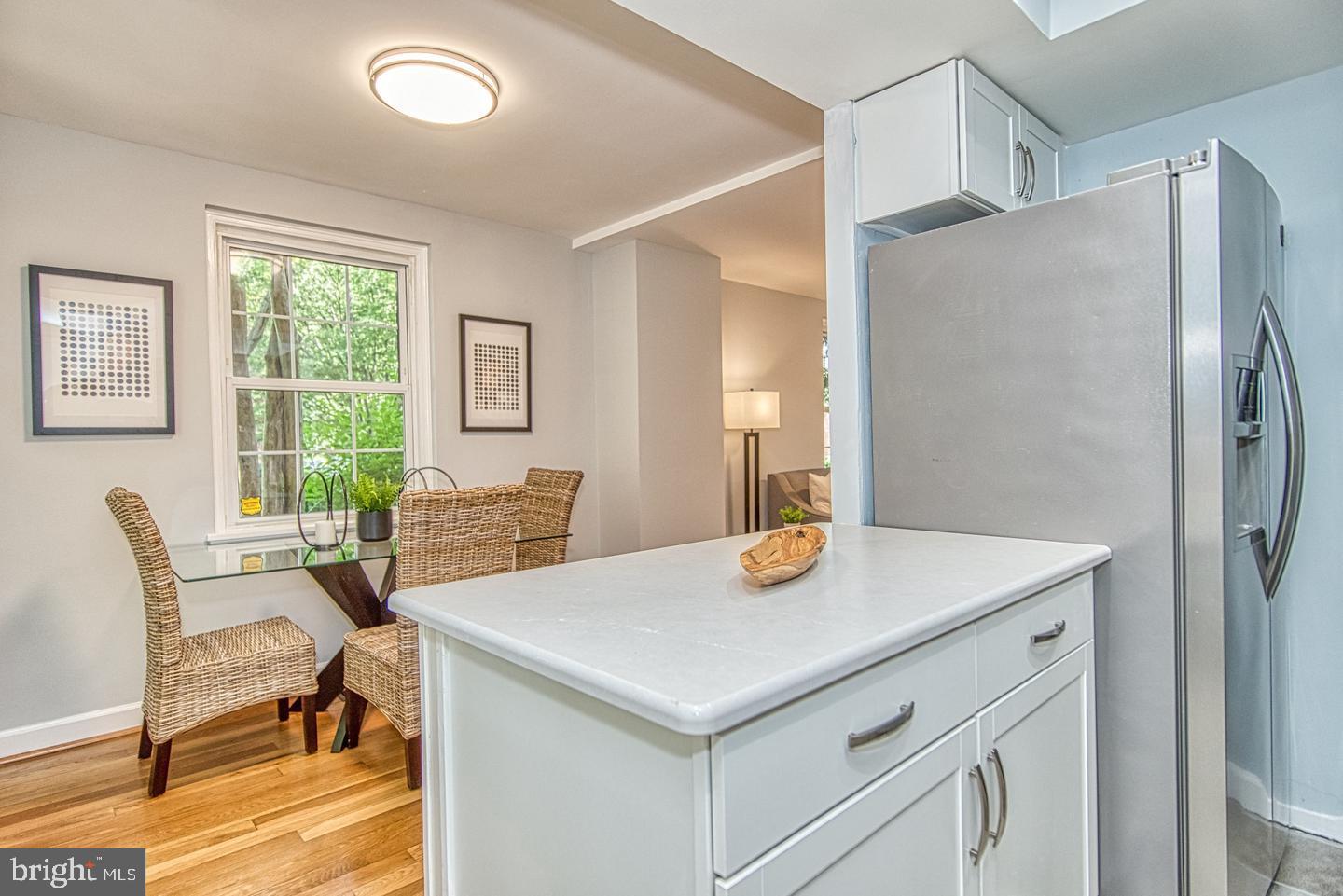 2990 S COLUMBUS STREET, ARLINGTON, Virginia 22206, 2 Bedrooms Bedrooms, ,2 BathroomsBathrooms,Residential,For sale,2990 S COLUMBUS STREET,VAAX2046306 MLS # VAAX2046306