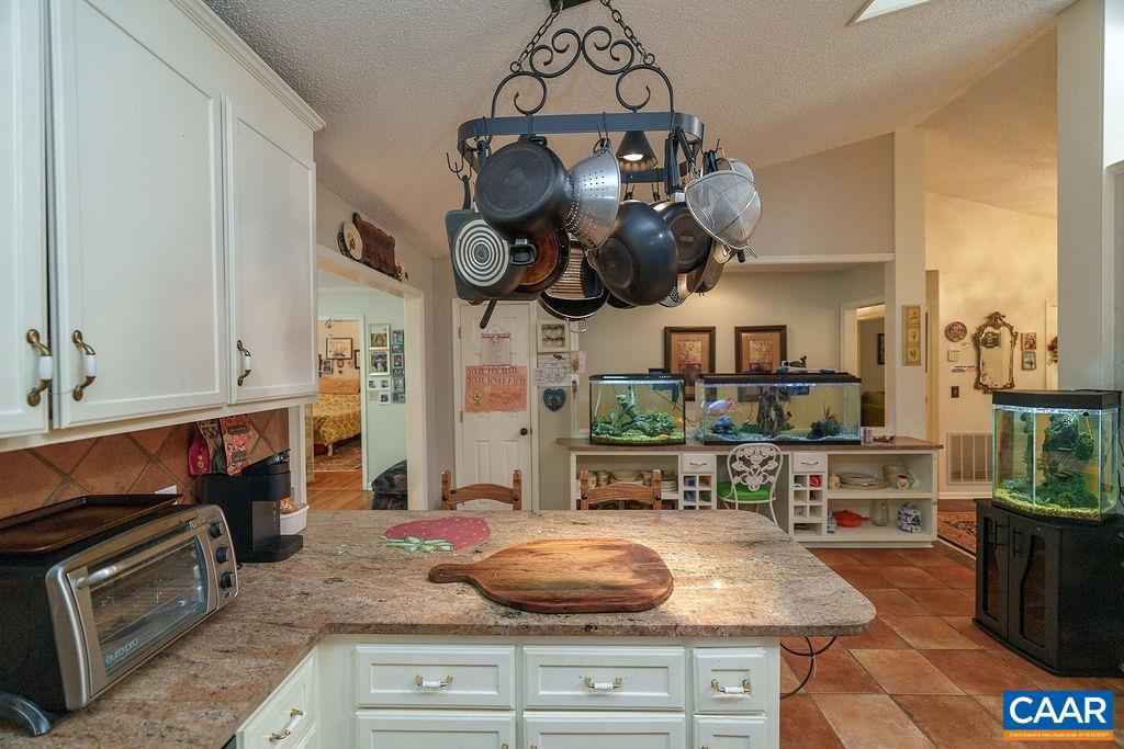2220 RIDGEWAY LN, CHARLOTTESVILLE, Virginia 22911, 5 Bedrooms Bedrooms, ,3 BathroomsBathrooms,Residential,For sale,2220 RIDGEWAY LN,665556 MLS # 665556